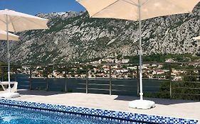 Apartments Seaview Estate Radovic